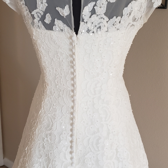 Wedding Dress - Picture 5 of 7